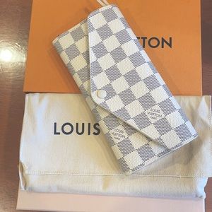 Louis Vuitton Wallet